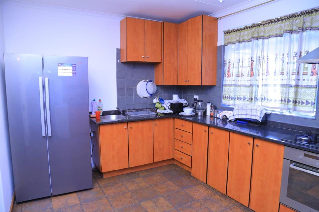 Union Guesthouse Претория Экстерьер фото